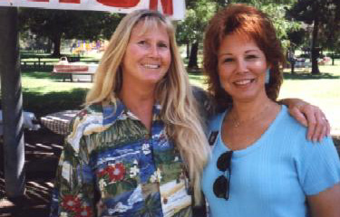CherylPat.jpg (52137 bytes)